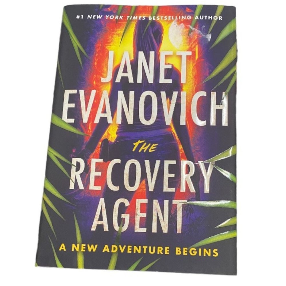 "The Recovery Agent" a Novel by Janet Evanovich -- Hardcover